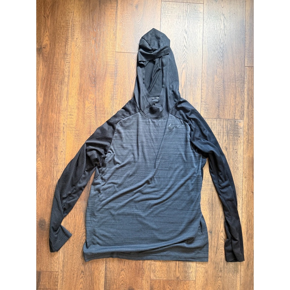 Nike Dri-FIT Men's Large Black Long Sleeve Athletic Training Hoodie Shirt